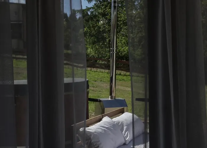 Lesne Chatki - Jodla *